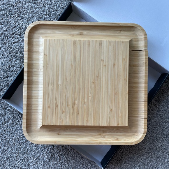 GIFT IDEA! NEW Bambusi Cheese Board with Utensils - Picture 6 of 8